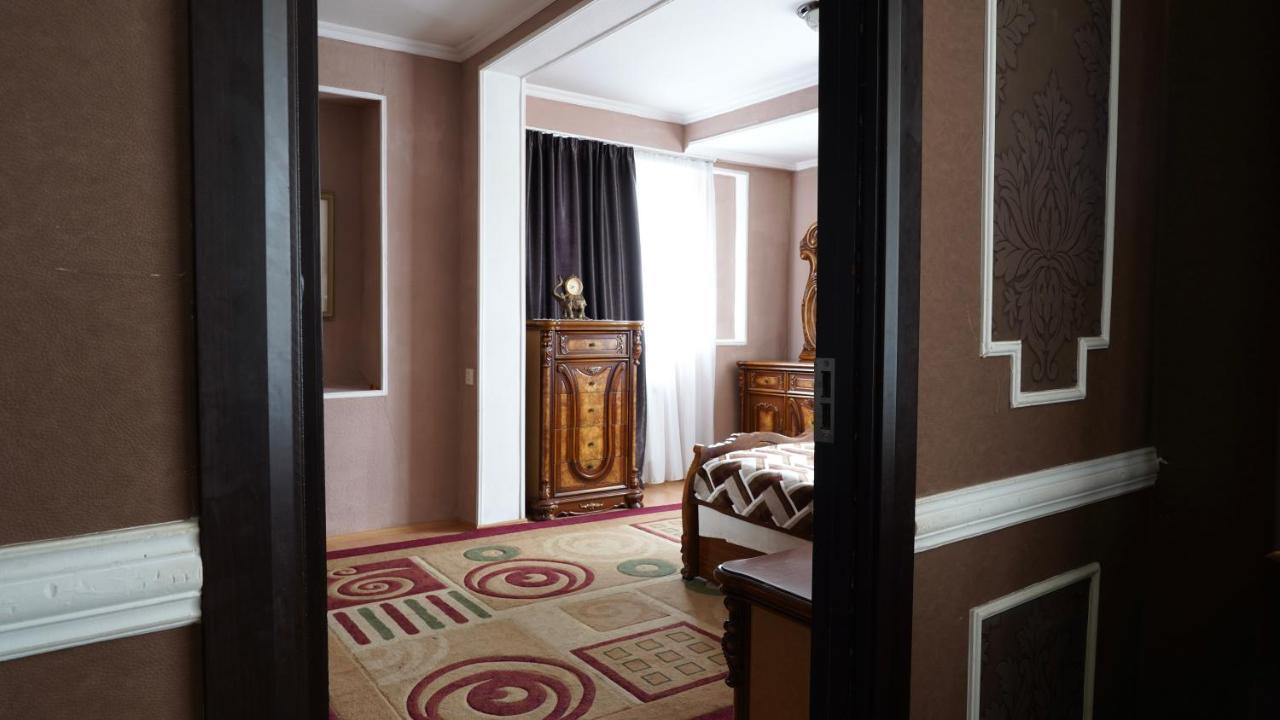 Apartment Shafi 8 트빌리시 외부 사진