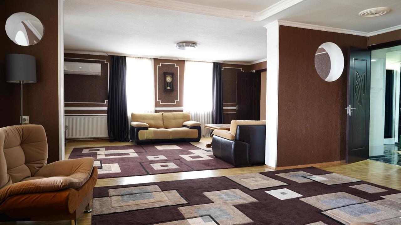 Apartment Shafi 8 트빌리시 외부 사진